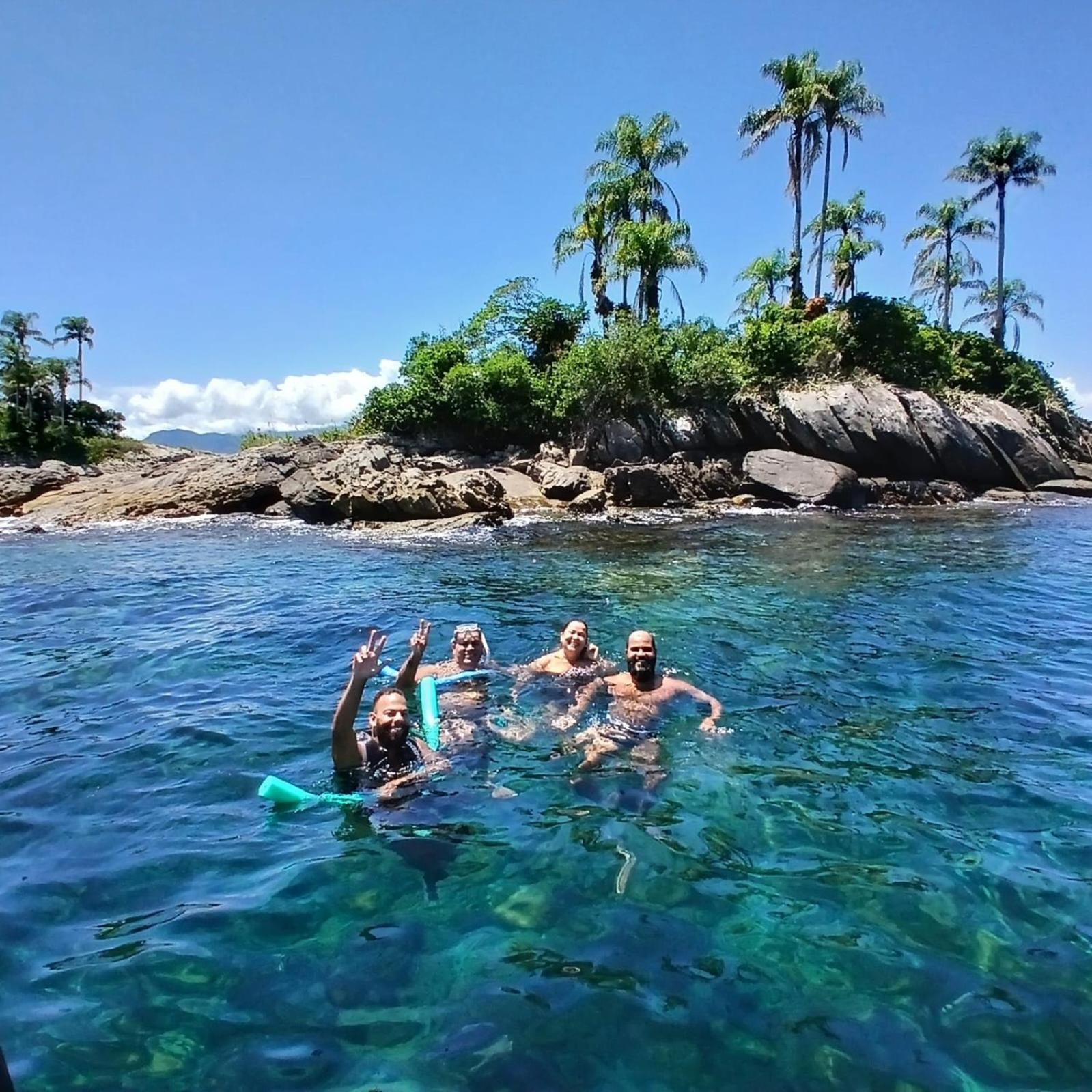Angra Sol E Mar Apartamento *